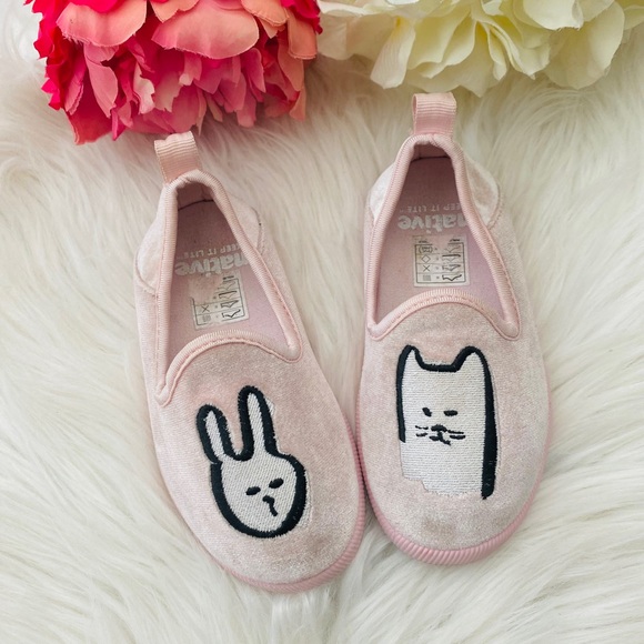 Native Velvet Slip On Bunny Shoes - Picture 3 of 6